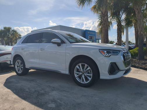 White 2024 Audi Q3 Premium 45 TFSI S line quattro Tiptronic