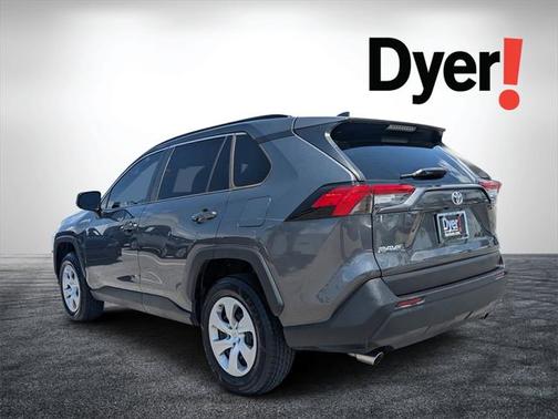 2020 Toyota RAV4 LE