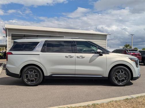 2025 Kia Carnival Hybrid SX