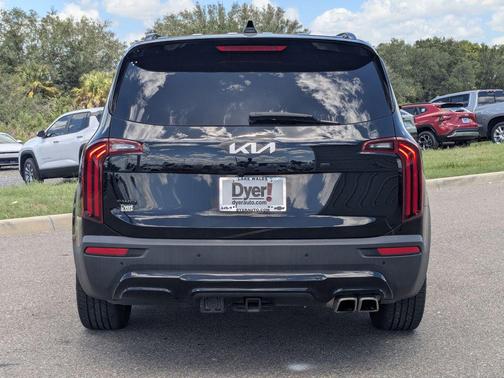 Ebony Black 2022 Kia Telluride EX