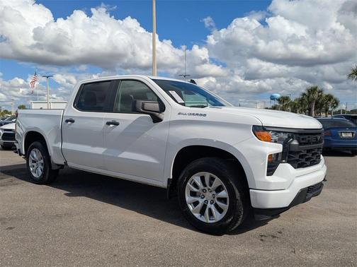2025 Chevrolet Silverado 1500 Custom