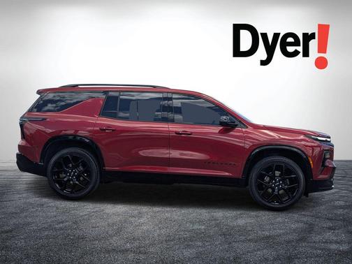 Radiant Red Tintcoat 2024 Chevrolet Traverse RS