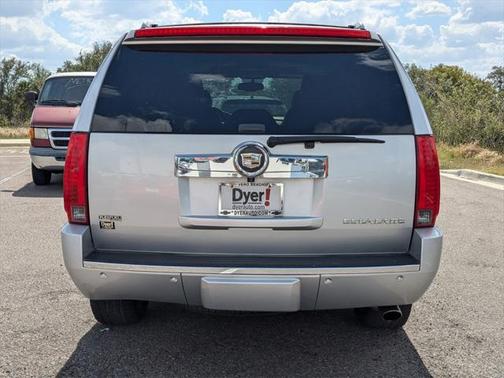 2012 Cadillac Escalade Luxury