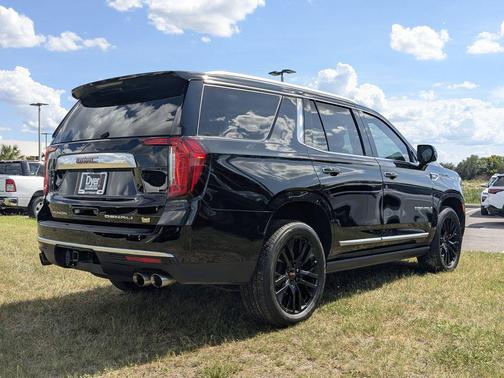 Onyx Black 2022 GMC Yukon Denali