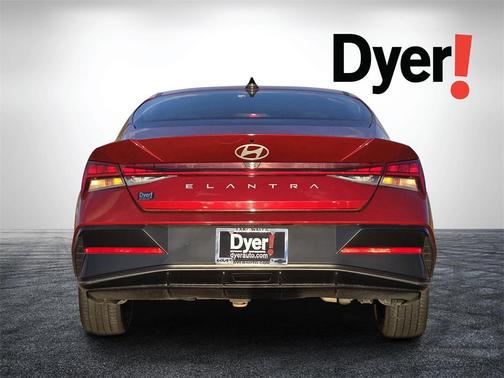 2025 Hyundai ELANTRA SEL