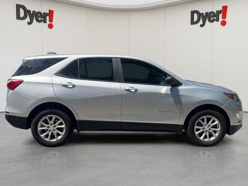 Silver Ice Metallic 2020 Chevrolet Equinox LS
