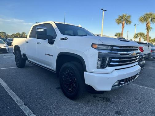2022 Chevrolet Silverado 2500 High Country