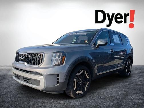 Everlasting Silver 2024 Kia Telluride EX