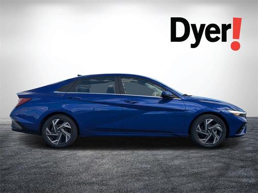2025 Hyundai ELANTRA SEL