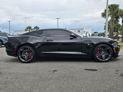 Black 2022 Chevrolet Camaro 1SS