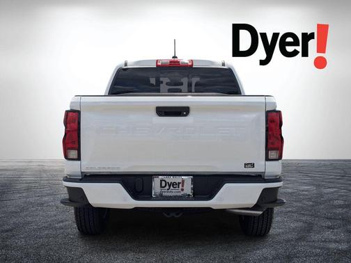Summit White 2026 Chevrolet Colorado LT