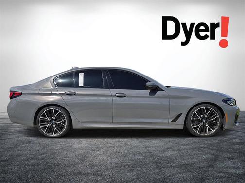 2022 BMW 530 i