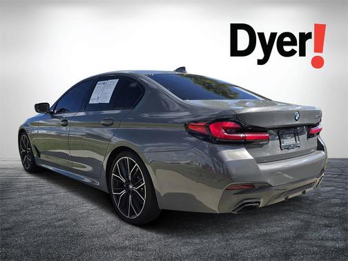 2022 BMW 530 i