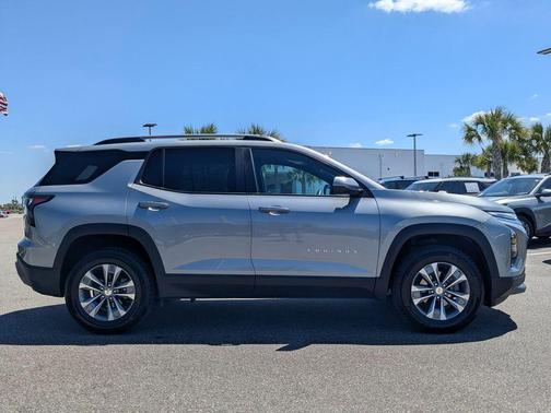 Sterling Gray Metallic 2025 Chevrolet Equinox 1LT