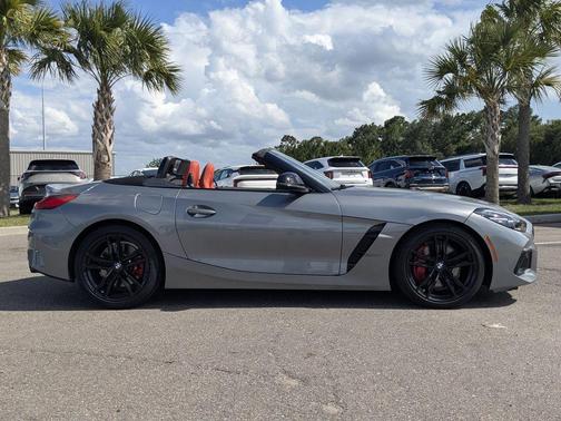 Skyscraper Grey Metallic 2024 BMW Z4 M40i