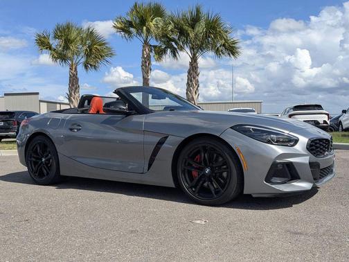 Skyscraper Grey Metallic 2024 BMW Z4 M40i