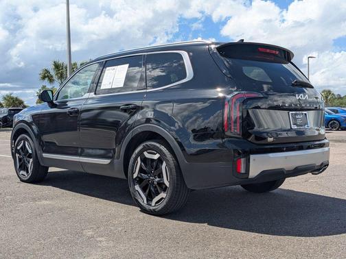 2024 Kia Telluride EX