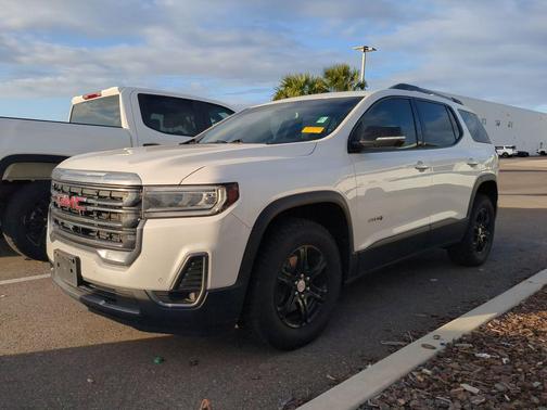 2021 GMC Acadia AWD AT4