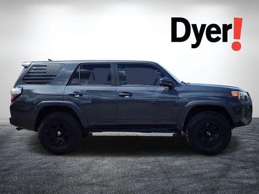 Magnetic Gray Metallic 2015 Toyota 4Runner SR5