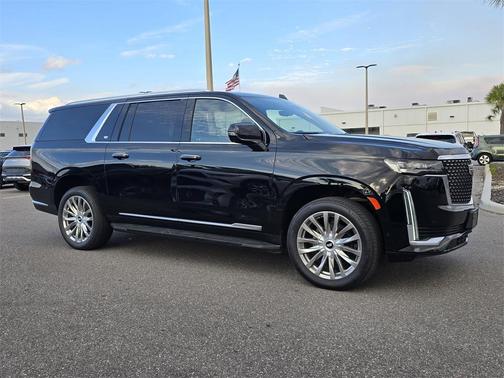 2022 Cadillac Escalade ESV Premium Luxury