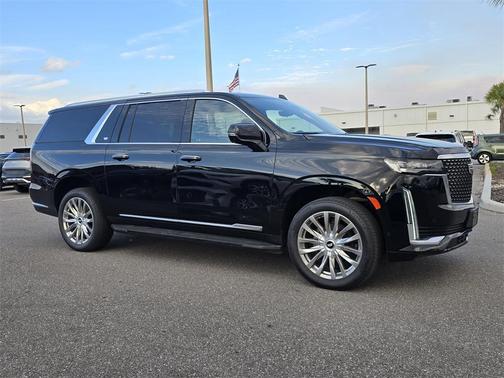 2022 Cadillac Escalade ESV Premium Luxury