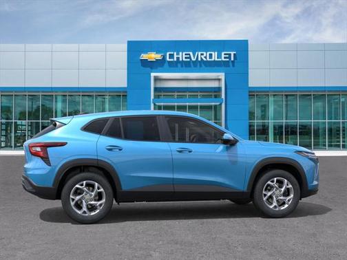 2025 Chevrolet Trax LS