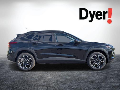 Black Metallic 2026 Chevrolet Trax FWD 2RS