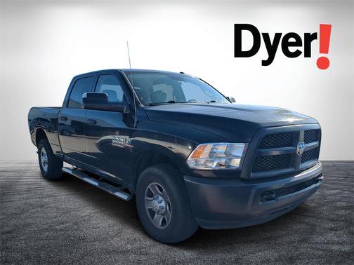 2017 RAM 3500 Tradesman Crew Cab 4x2 6'4' Box