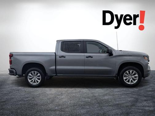Sterling Gray Metallic 2026 Chevrolet Silverado 1500 Custom