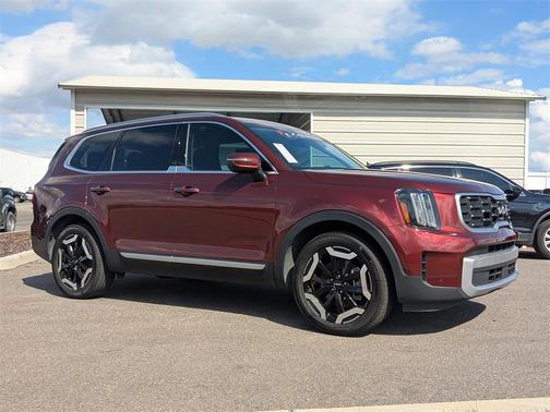 2023 Kia Telluride S