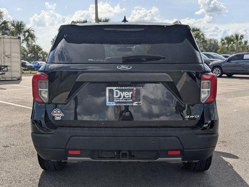 Agate Black Metallic 2024 Ford Explorer Timberline