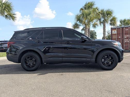 Agate Black Metallic 2024 Ford Explorer Timberline