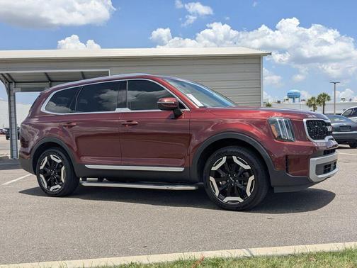 Dawning Red 2024 Kia Telluride EX