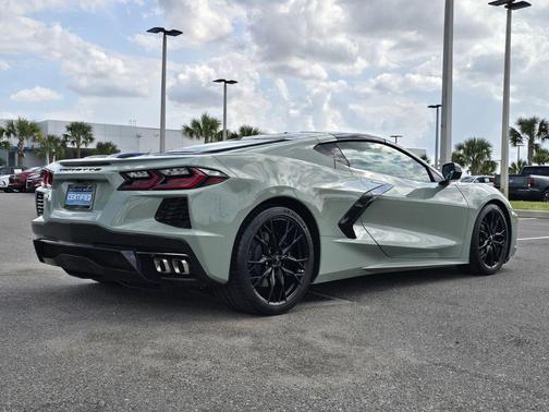 2024 Chevrolet Corvette Stingray w/1LT