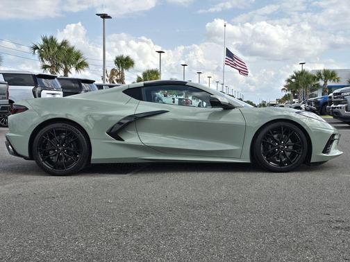 2024 Chevrolet Corvette Stingray w/1LT