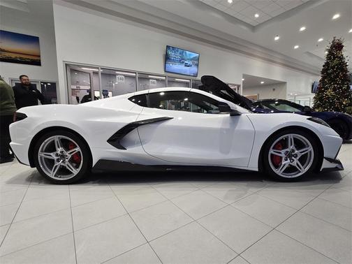 2023 Chevrolet Corvette Stingray w/2LT