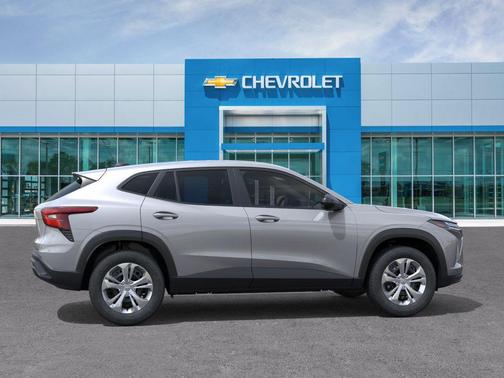 Sterling Gray Metallic 2026 Chevrolet Trax LS