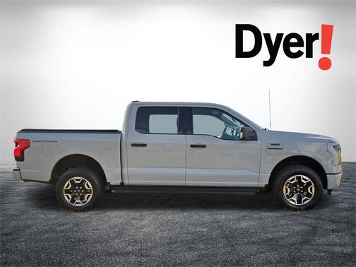2023 Ford F-150 Lightning XLT