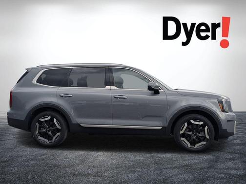 Everlasting Silver 2025 Kia Telluride S