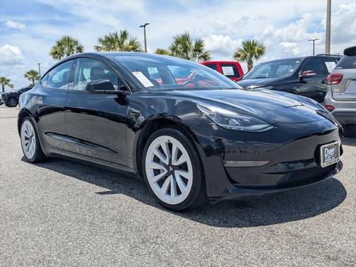 2022 Tesla Model 3 Standard Range