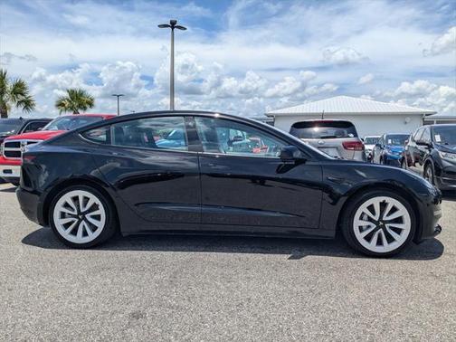 2022 Tesla Model 3 Standard Range
