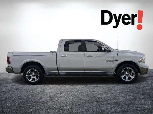 Bright White Clearcoat 2016 RAM 1500 Laramie