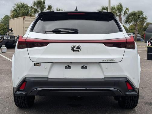 Ultra White w/Obsidian Roof 2024 Lexus UX 250h F Sport