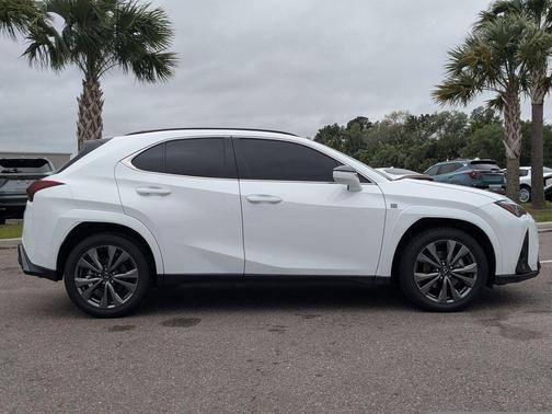 Ultra White w/Obsidian Roof 2024 Lexus UX 250h F Sport