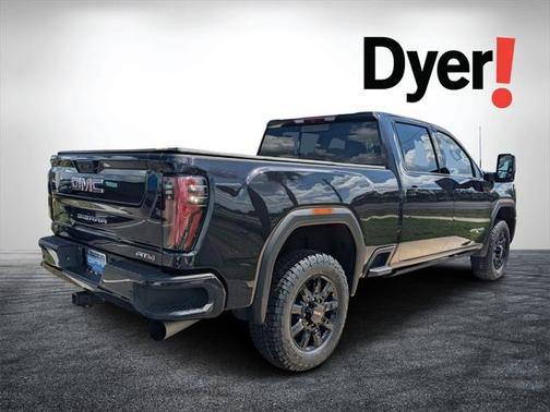 2024 GMC Sierra 2500 AT4