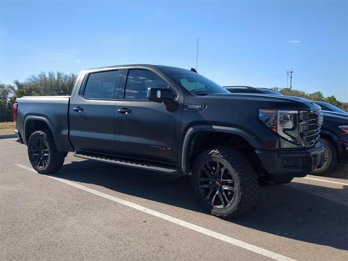 2024 GMC Sierra 1500 AT4X