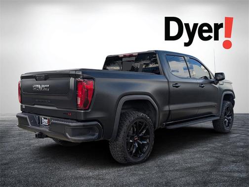 2024 GMC Sierra 1500 AT4X