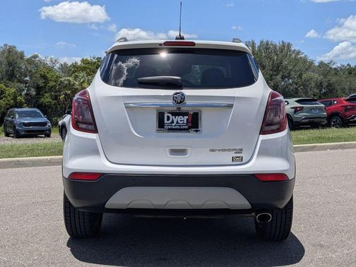 Summit White 2019 Buick Encore Essence