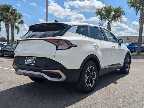 2024 Kia Sportage LX