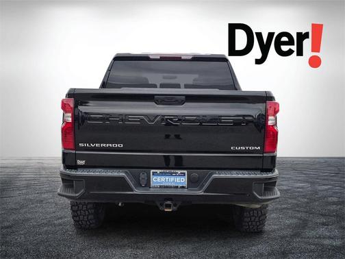 2022 Chevrolet Silverado 1500 Custom Trail Boss